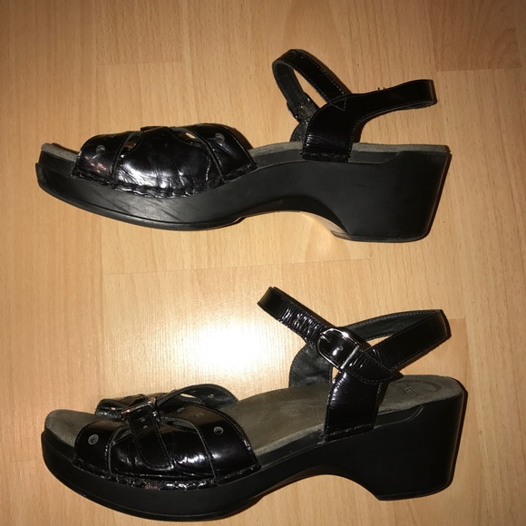 dansko patent leather sandals